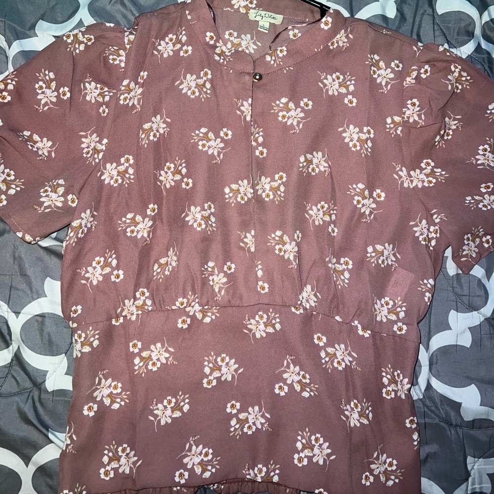 Cute top
